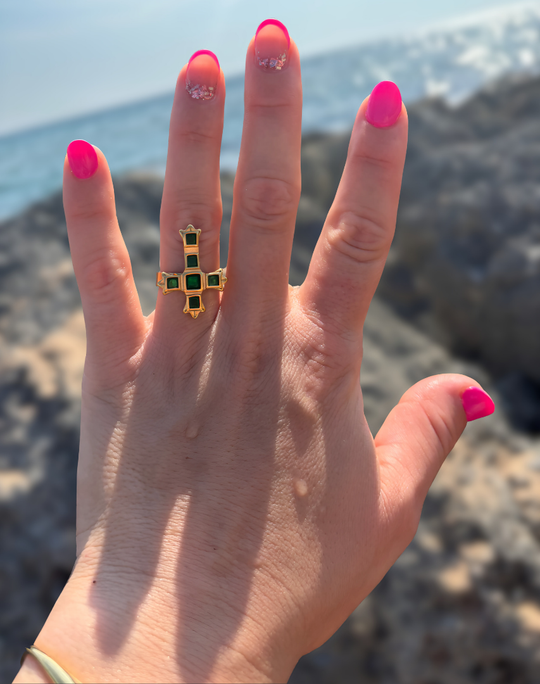 RING EMERALD CROSS
